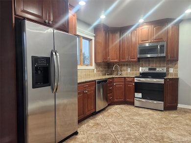 1504 3rd St, West Babylon, NY 11704 - photo 6