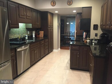 2906 Cashel Ln, Vienna, VA 22181 - photo 3