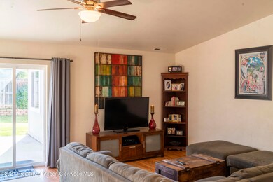 LivingRoom2