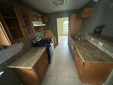 8910 Tilford Rd, New Orleans, LA 70127 - photo 3