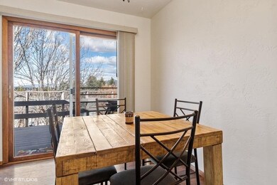 10_225FairviewDrive_2015_LowRes