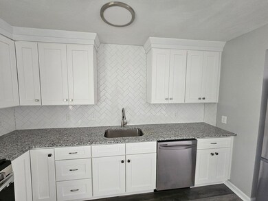 434 Linden St unit 4, Fall River, MA 02720 - photo 5