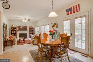 16105 Olmstead Ln, Woodbridge, VA 22191 - photo 7