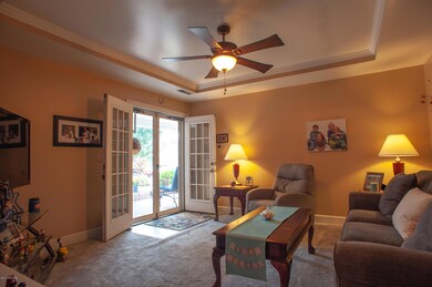 8122 Arthur Goins Blvd unit 8122, Louisville, KY 40228 - photo 7