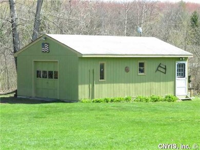 Parking Lot/Garage