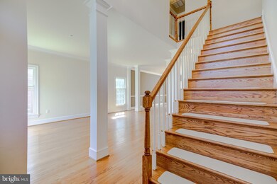 1945 Hull Rd, Vienna, VA 22182 - photo 2