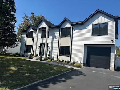 415 Bailey Rd, Paramus, NJ 07652 - photo 2