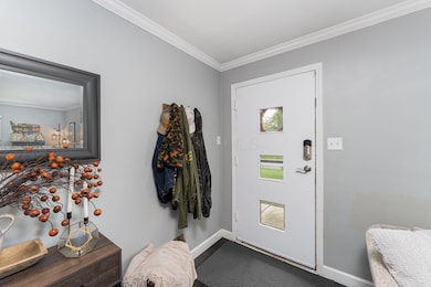 9-web-or-mls-Jeffrey Yates - 2101 Eastcl