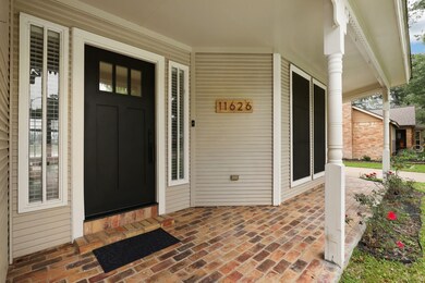 11626 Gatesden Dr, Tomball, TX 77377 - photo 4