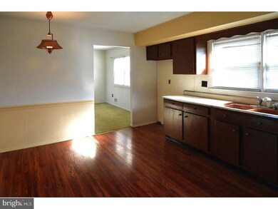 41 Winding Way W, Morrisville, PA 19067 - photo 7