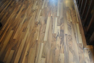STUNNING NEWER FLOORING