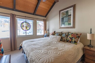 7 Big Coolidge Rd unit 2, Lincoln, NH 03251 - photo 3