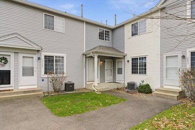 13188 Murdock Terrace, Eden Prairie, MN 55347 - photo 2