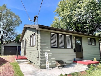 2216 Lay St, Des Moines, IA 50317 - photo 3