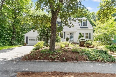 131 Chestnut St, Andover, MA 01810 - photo 2