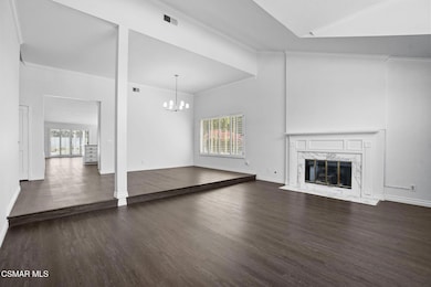1142 Earlham Ct-8