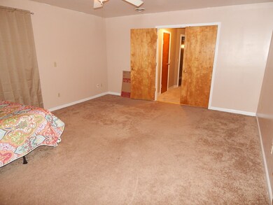 627 E Spring St, Bluffton, IN 46714 - photo 6