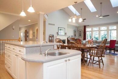 859 Maple Hill_007