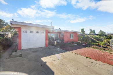 1718 W 166th St, Compton, CA 90220 - photo 3