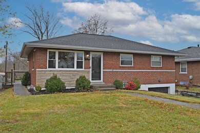 3234MapleTreeLn_3