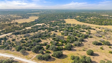 257 W Rolling Oaks Dr, Goldthwaite, TX 78644 - photo 4