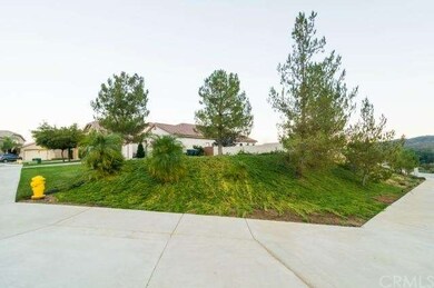 Corner Lot View