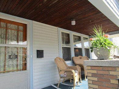 451 Fourth St, Schenectady, NY 12306 - photo 4