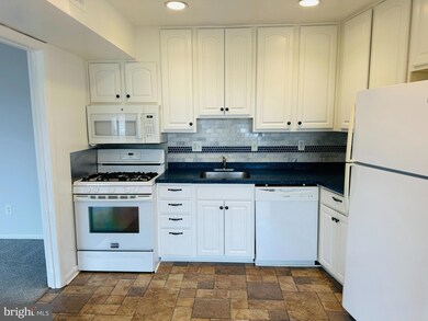 14618 Bauer Dr unit 4, Rockville, MD 20853 - photo 3