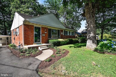 10813 Maple St, Fairfax, VA 22030 - photo 2