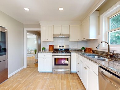 606 Pokross St, Fall River, MA 02724 - photo 6