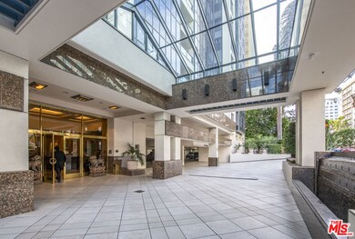 Park Wilshire unit 505, Los Angeles, CA 90024 - photo 3