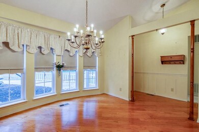 16 Scarborough Ln, Bella Vista, AR 72715 - photo 5