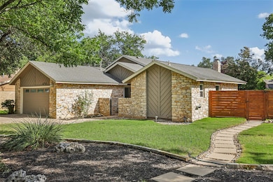 4713 Trail Crest Cir, Austin, TX 78735 - photo 3