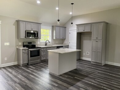 101 Richland Dr, Shelbyville, TN 37160 - photo 5