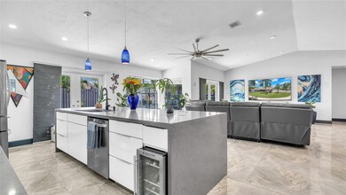 14601 Highland Springs Ct, Davie, FL 33325 - photo 4