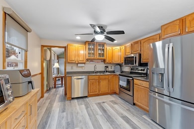 27 Lancaster Rd, Shirley, MA 01464 - photo 6