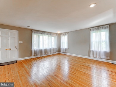 114 Cameron Dr, Wallingford, PA 19086 - photo 7