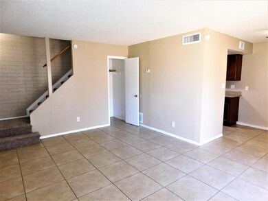 4258 N 68th Ln unit 510, Phoenix, AZ 85033 - photo 3