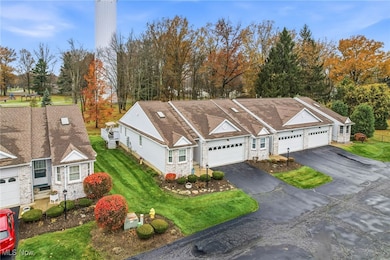 10 Harneds Landing, Cortland, OH 44410 - photo 2