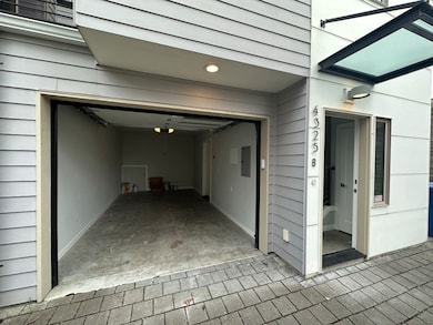 4325 Whitman Ave N unit B, Seattle, WA 98103 - photo 3