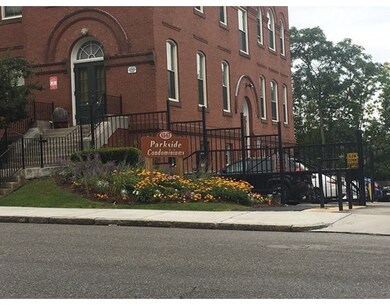 63 Illinois St unit B2, Worcester, MA 01610 - photo 3