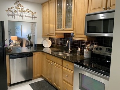 384 Grove Isle Cir unit 384, Vero Beach, FL 32962 - photo 4