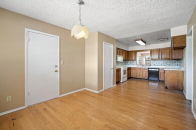 10652 Quezada Ave, El Paso, TX 79935 - photo 5