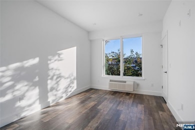 521 10th St unit 2, Union City, NJ 07087 - photo 5