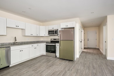 725 Central Ave unit 304, Dover, NH 03820 - photo 4