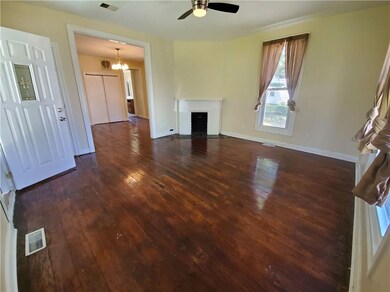 347 W 7th St, Anderson, IN 46016 - photo 2