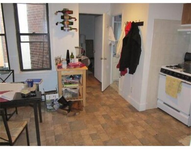 21 Henchman St unit 4, Boston, MA 02113 - photo 2