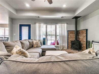 105057 S Ridgecrest Dr, McLoud, OK 74851 - photo 4