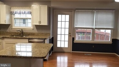 13938 Baton Rouge Ct, Centreville, VA 20121 - photo 5