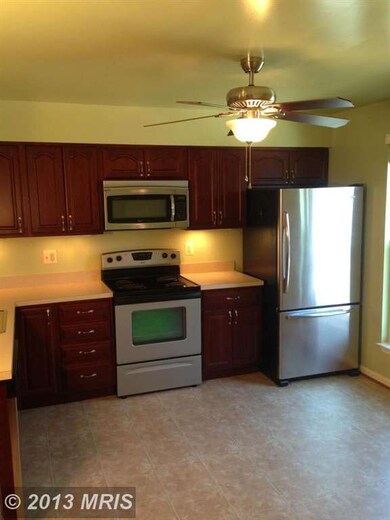 2521 Ebony Rd, Parkville, MD 21234 - photo 4